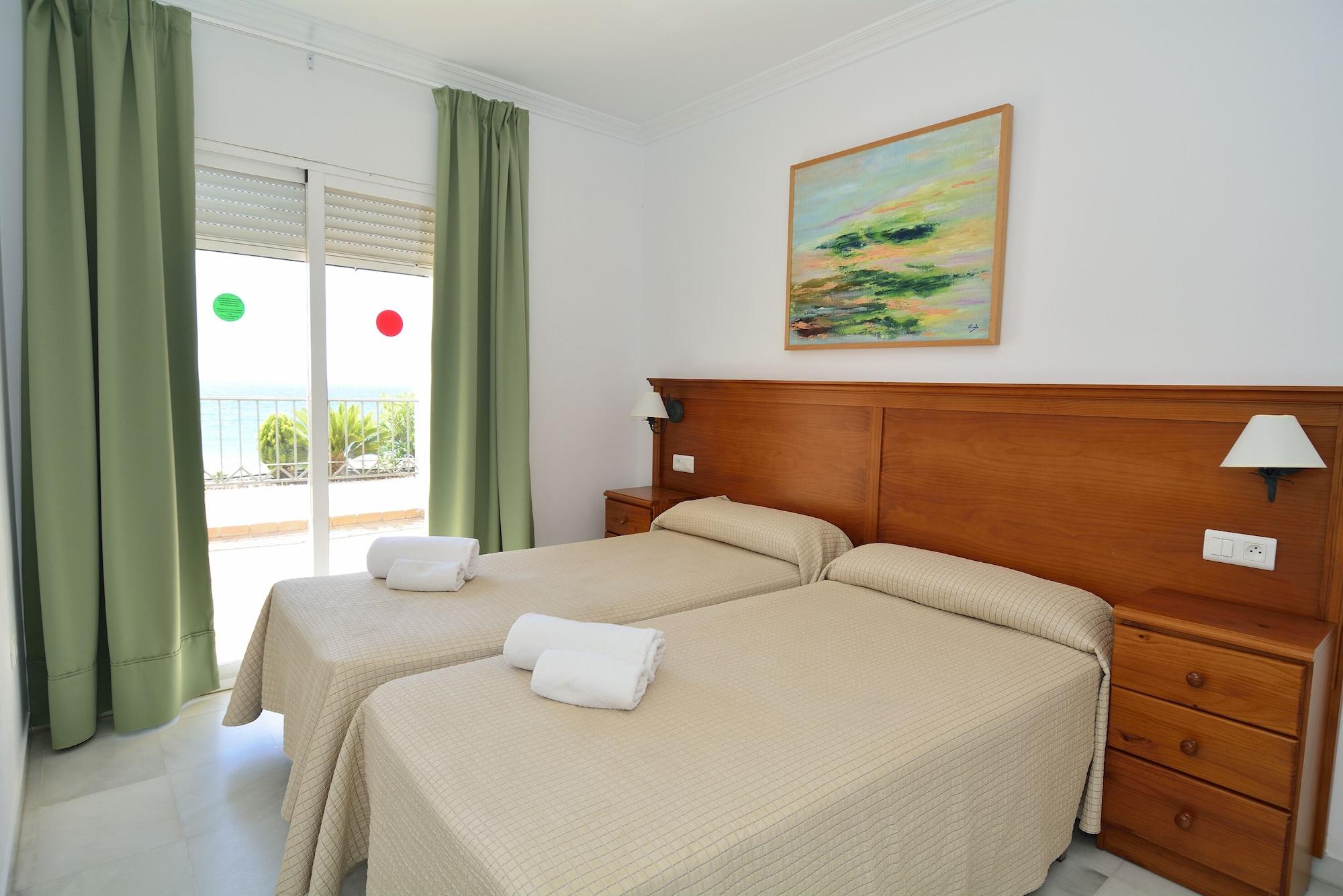 Apartamentos Hc Burriana Playa Nerja Exterior photo