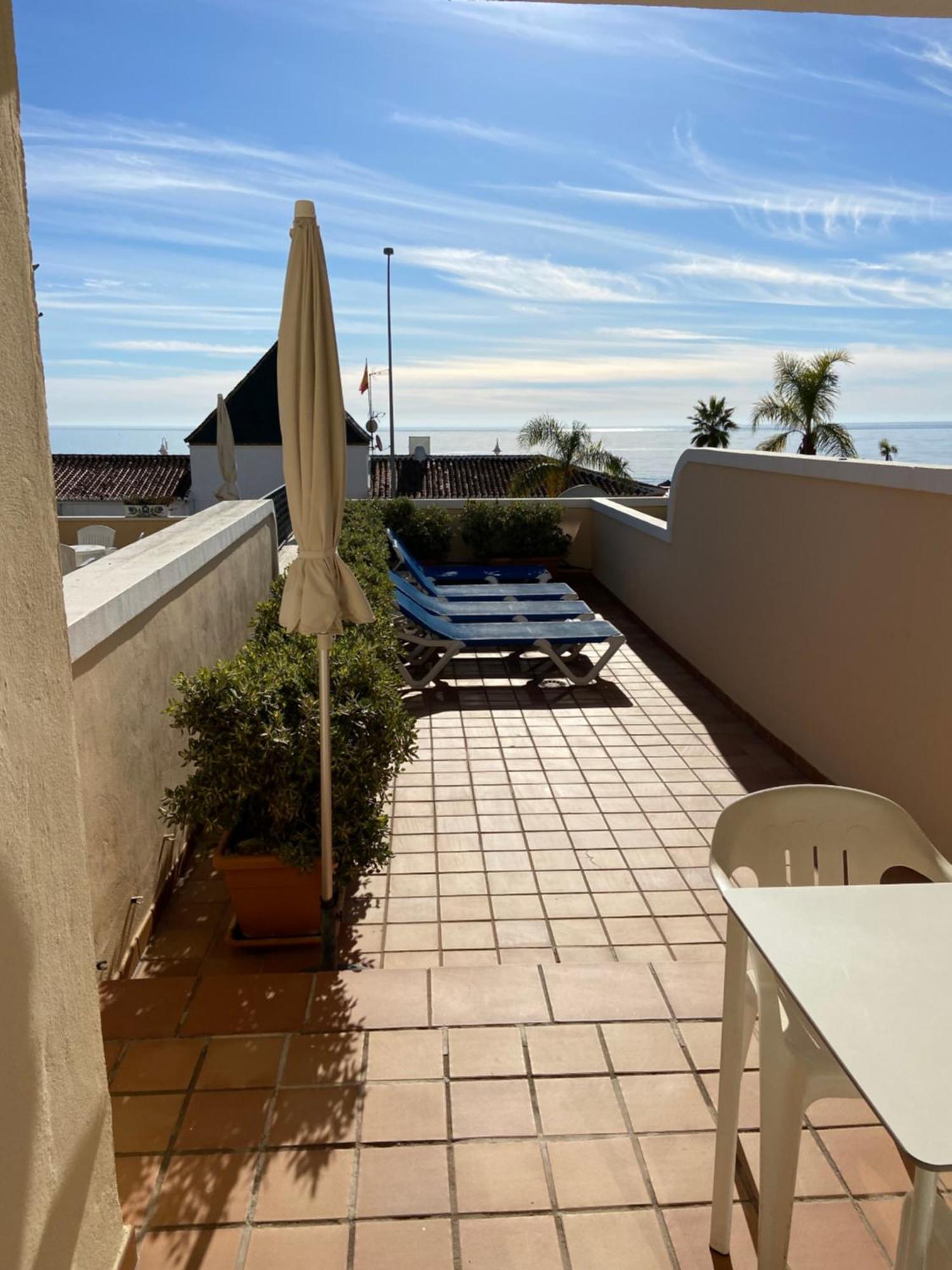 Apartamentos Hc Burriana Playa Nerja Exterior photo