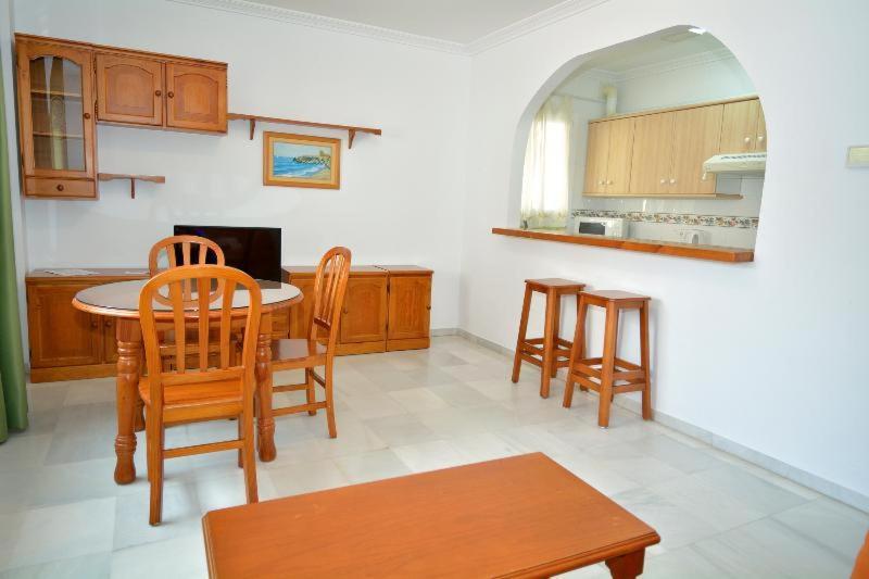 Apartamentos Hc Burriana Playa Nerja Exterior photo